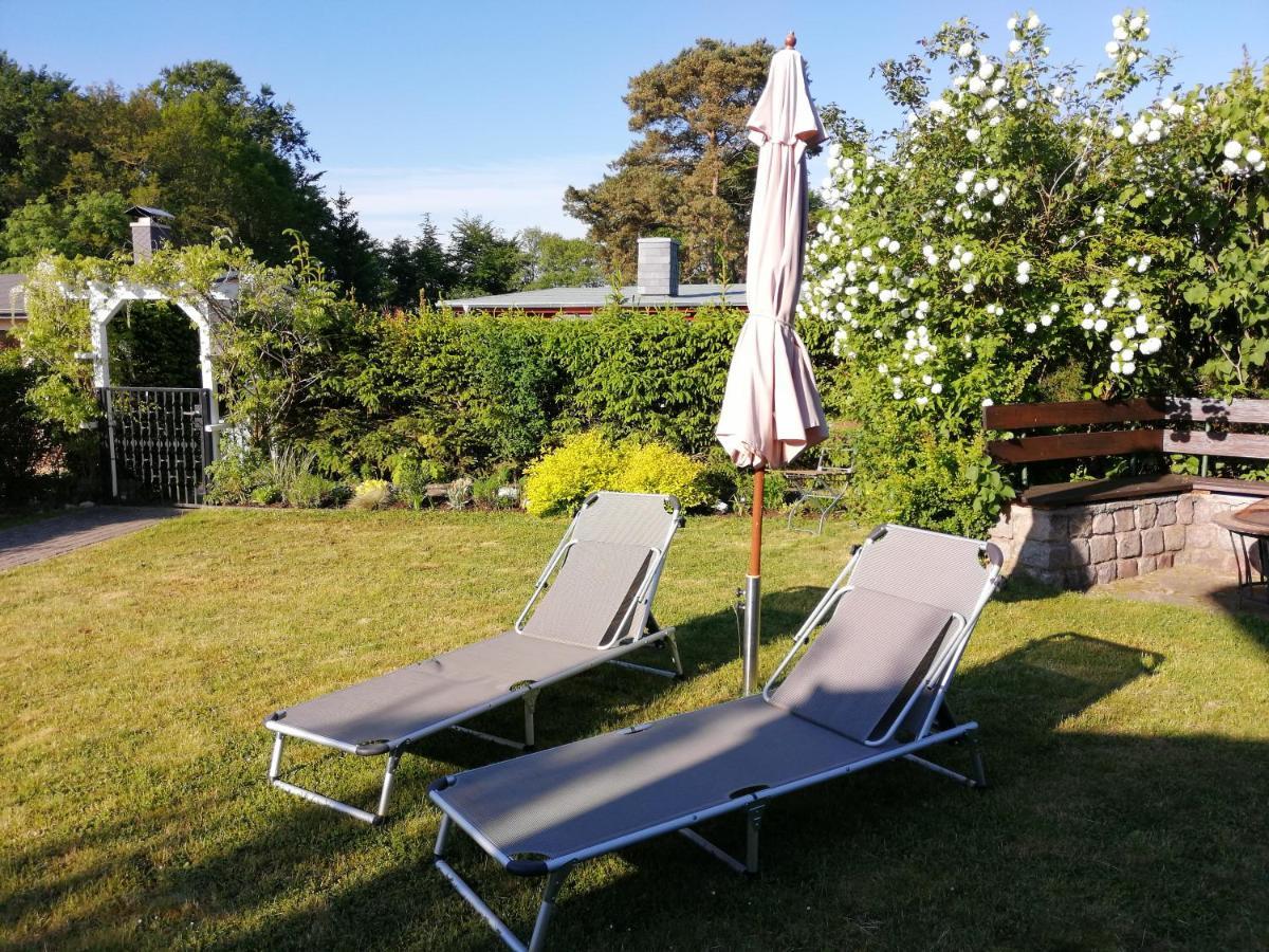Vakantiehuis Am Mit Ruderboot Mustin (Mecklenburg-Vorpommern)